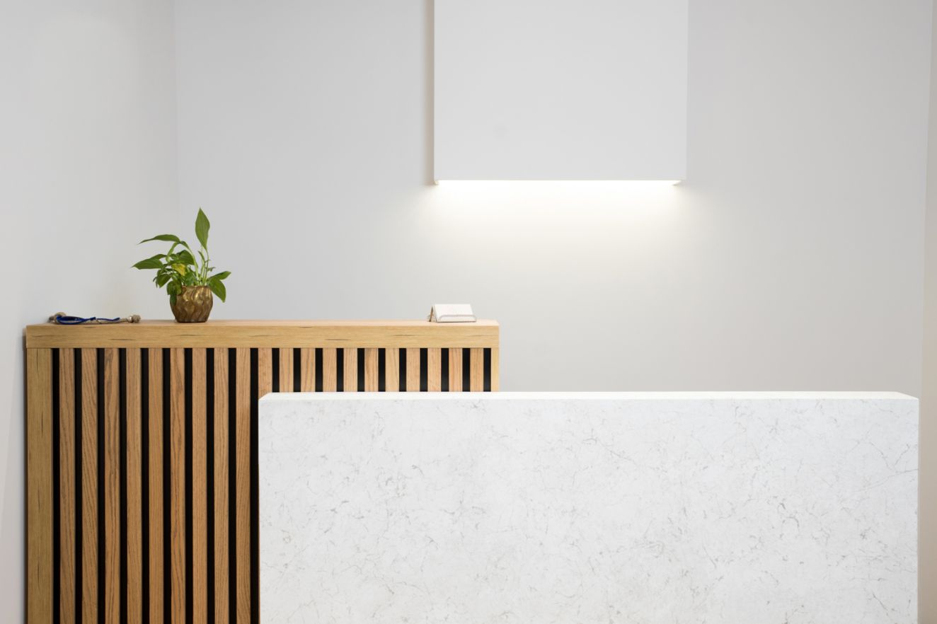 Reception desk Skin Clinic 100