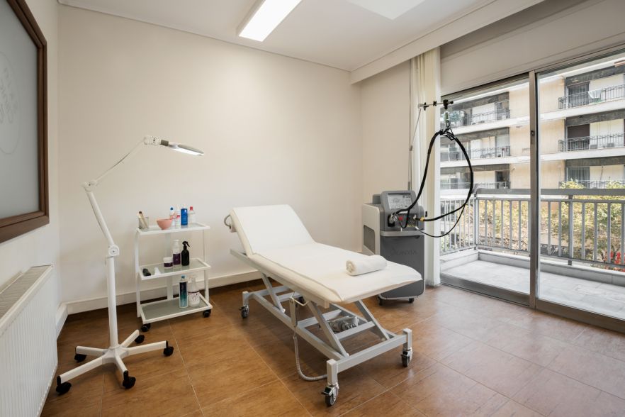 Skin Clinic 100 aesthetics and laser treatment room